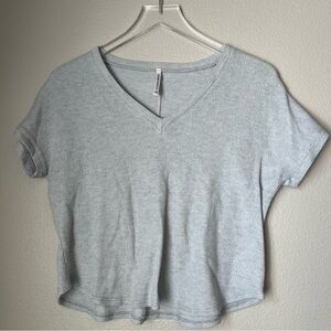 Lulus Heather Gray V-Neck Women's Short Sleeve Tee Size XS